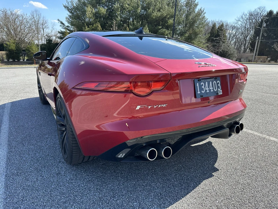 2015 Jaguar F-Type R 1st Gen - Image 14 of 31