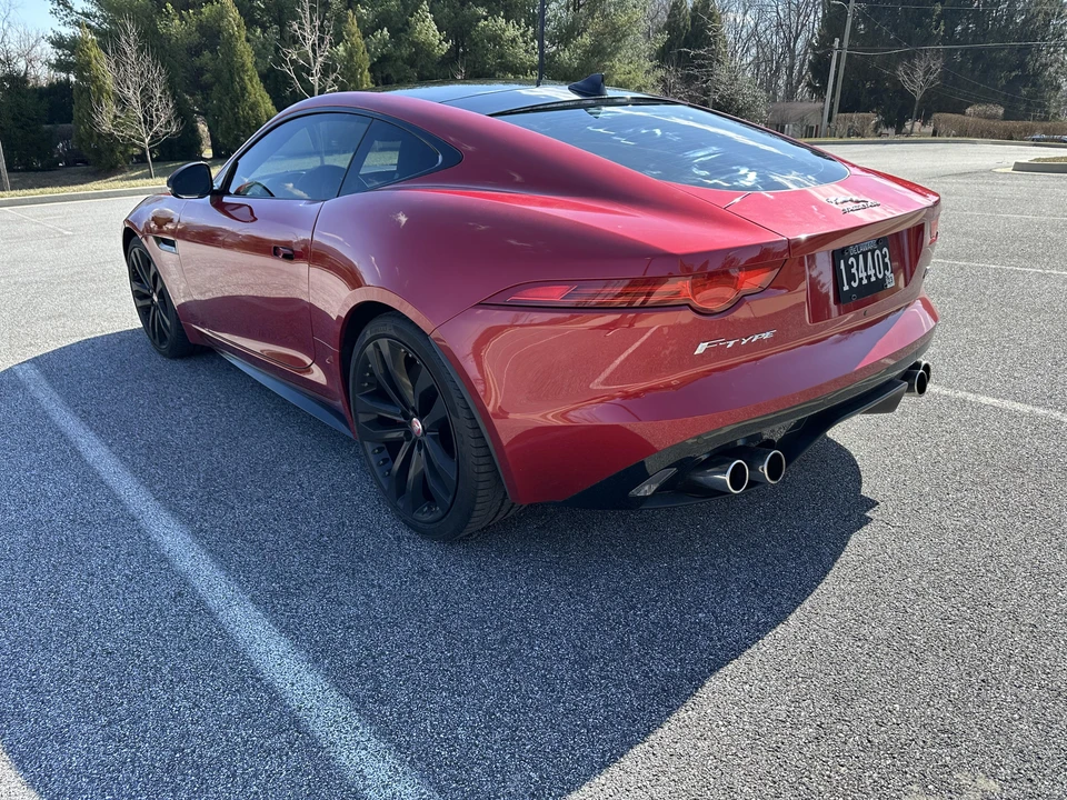 2015 Jaguar F-Type R 1st Gen - Image 13 of 31