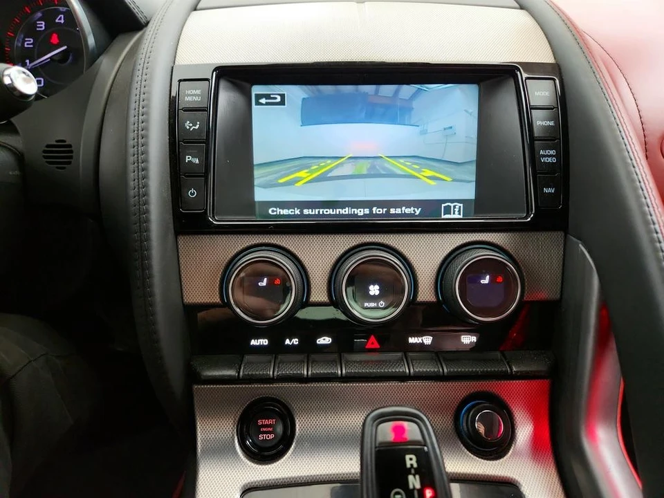 2015 Jaguar - Image 21 of 31