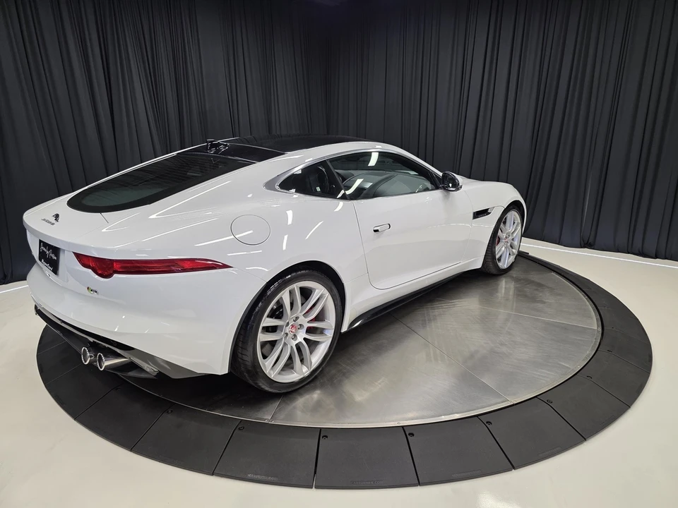 2015 Jaguar F-Type R 1st Gen - Image 11 of 12