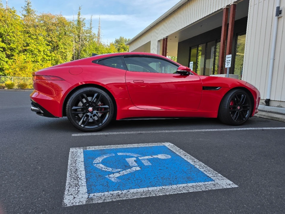 2015 Jaguar F-Type R 1st Gen - Image 12 of 21