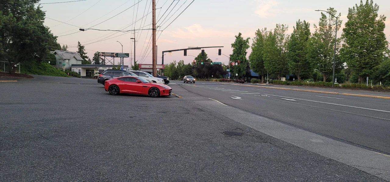 2015 Jaguar F-Type R 1st Gen - Image 7 of 21