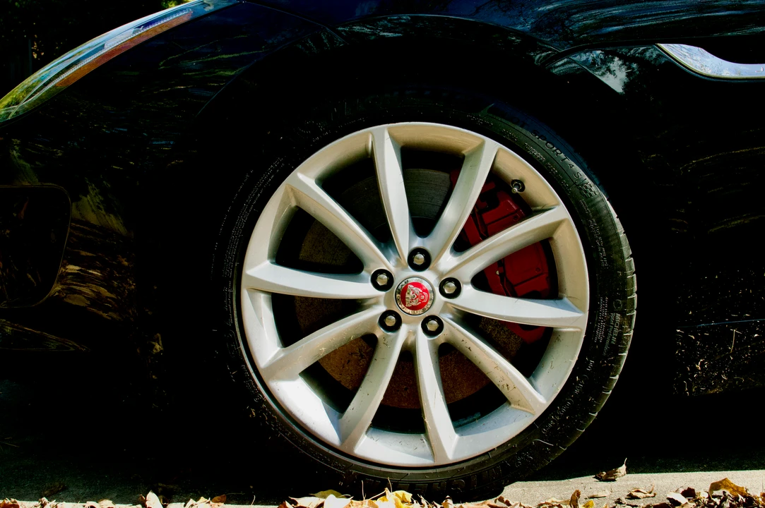 2015 Jaguar F-Type 1st Gen - Image 24 of 31