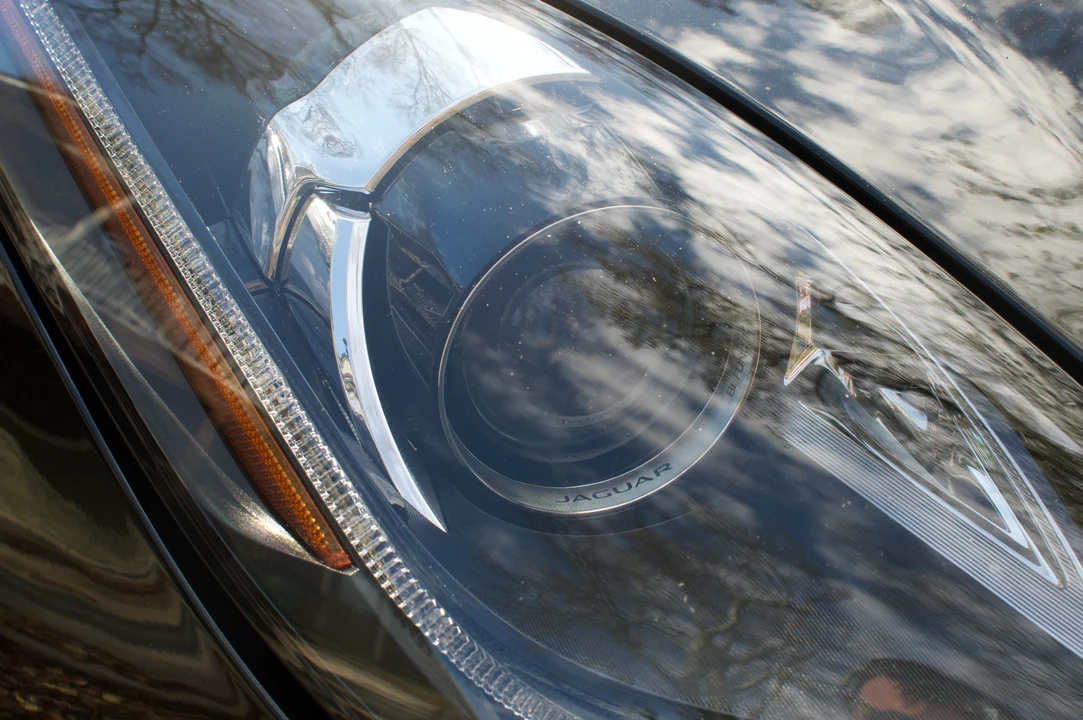 2015 Jaguar F-Type 1st Gen - Image 19 of 31