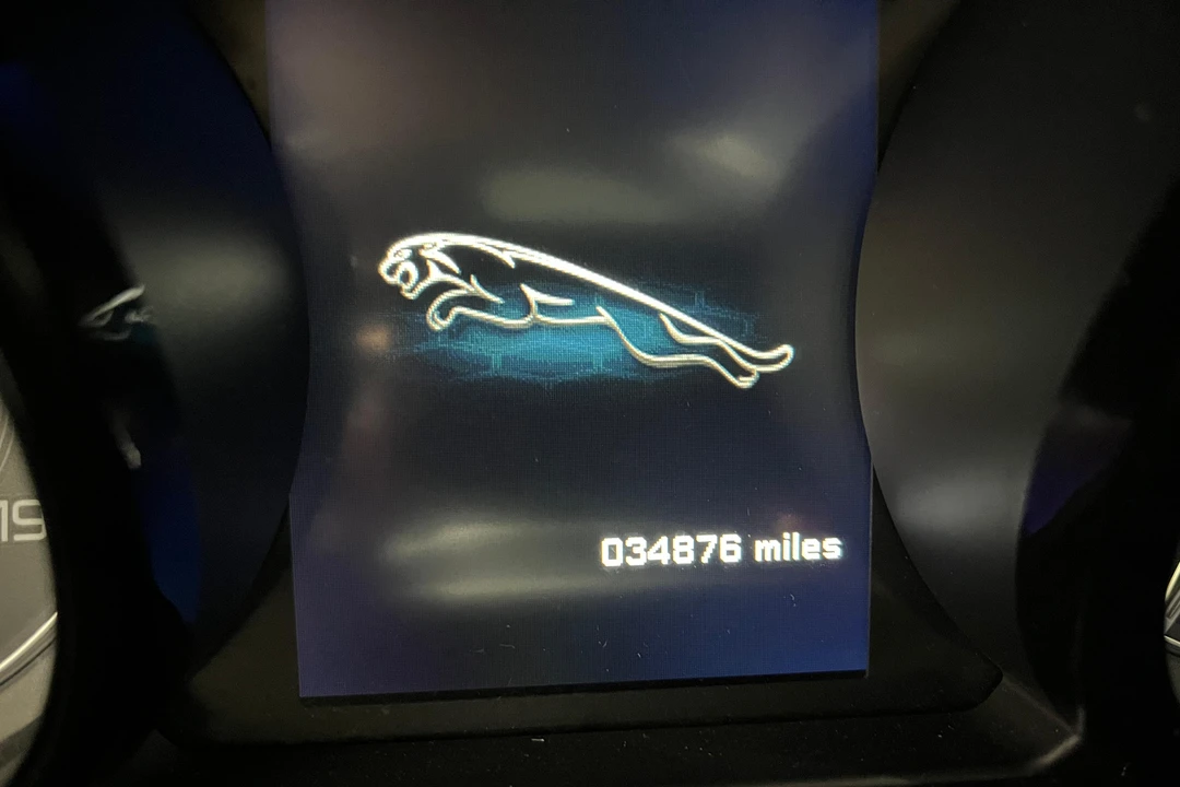 2015 Jaguar F-Type 1st Gen - Image 28 of 31