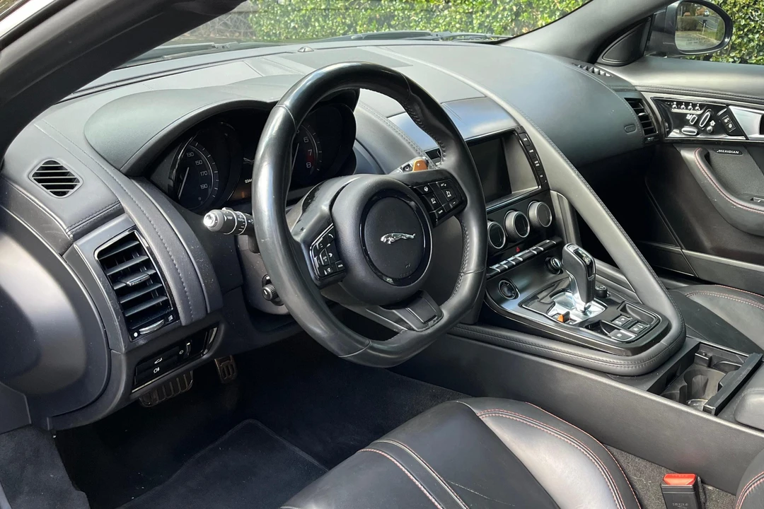 2015 Jaguar F-Type 1st Gen - Image 25 of 31