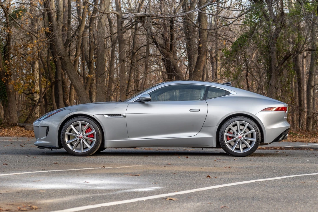 2015 Jaguar F-Type 1st Gen - Image 9 of 31