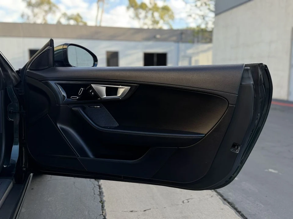 2015 Jaguar F-Type 1st Gen - Image 20 of 21
