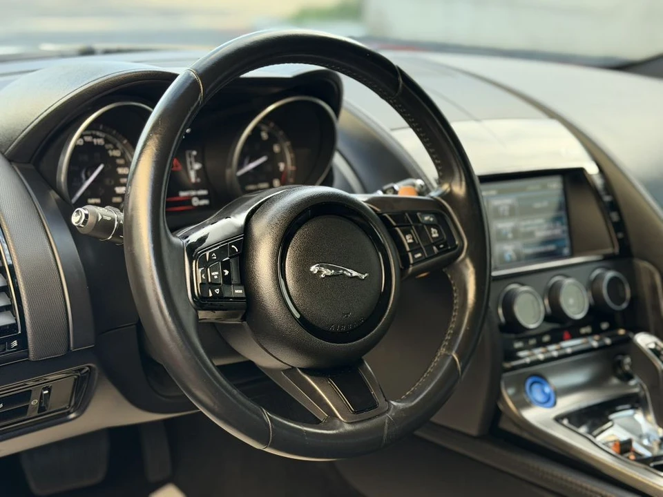 2015 Jaguar F-Type 1st Gen - Image 14 of 21