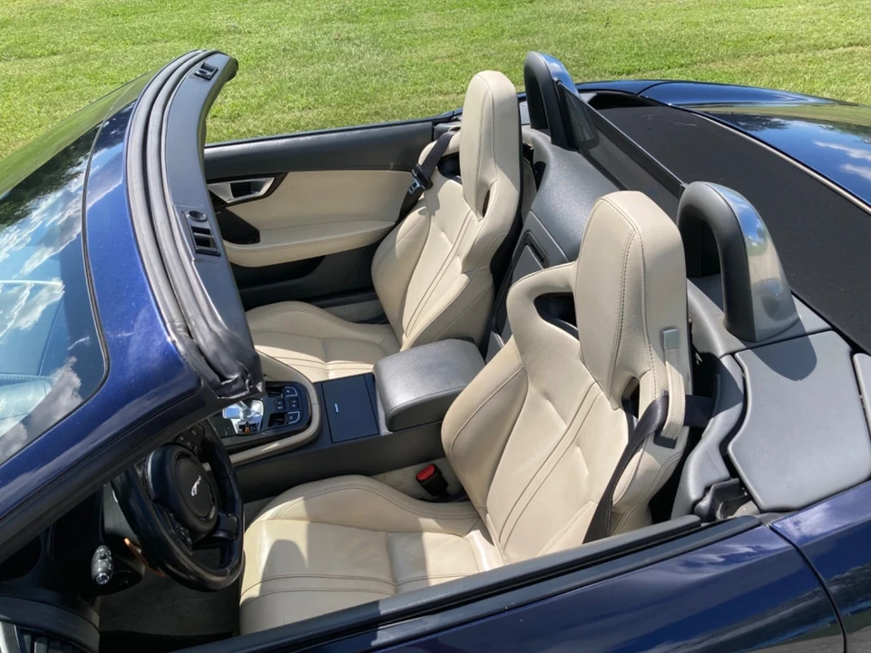2015 Jaguar F-Type 1st Gen - Image 14 of 19