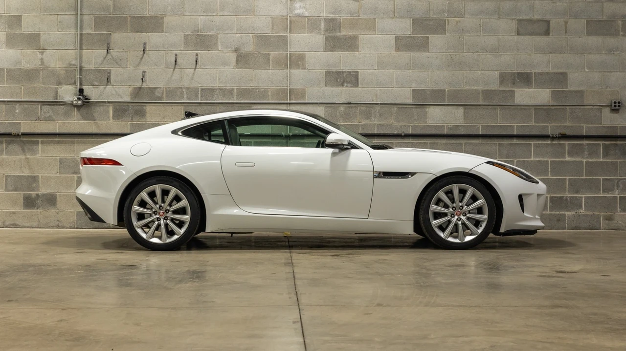 2015 Jaguar F-Type 1st Gen - Image 8 of 21
