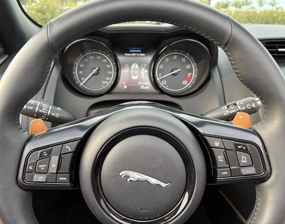2015 Jaguar F-Type 1st Gen - Image 14 of 17