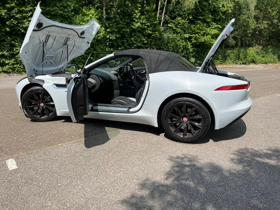 2015 Jaguar F-Type 1st Gen - Image 23 of 30