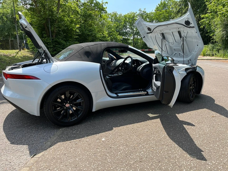 2015 Jaguar F-Type 1st Gen - Image 19 of 30