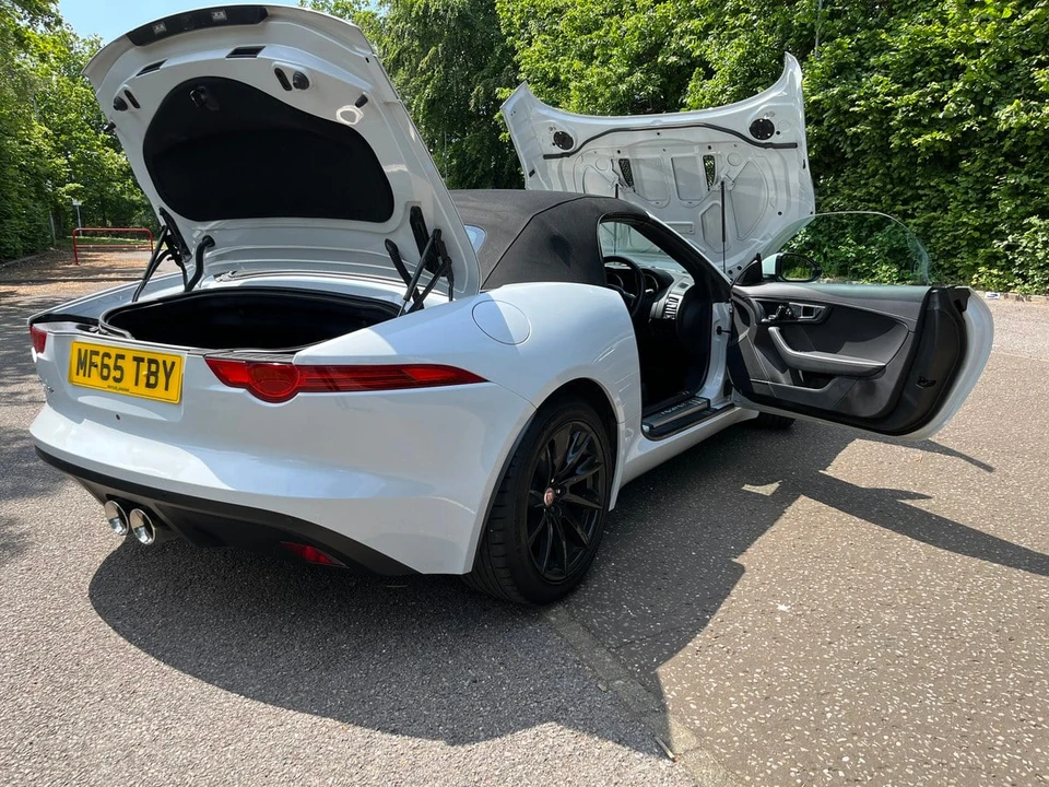 2015 Jaguar F-Type 1st Gen - Image 20 of 30