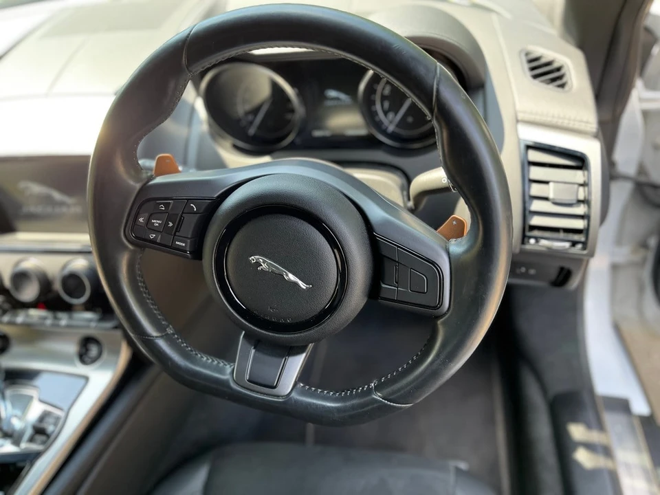 2015 Jaguar F-Type 1st Gen - Image 26 of 30