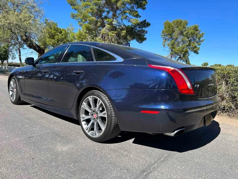 2015 Jaguar X351 XJ - Image 4 of 5