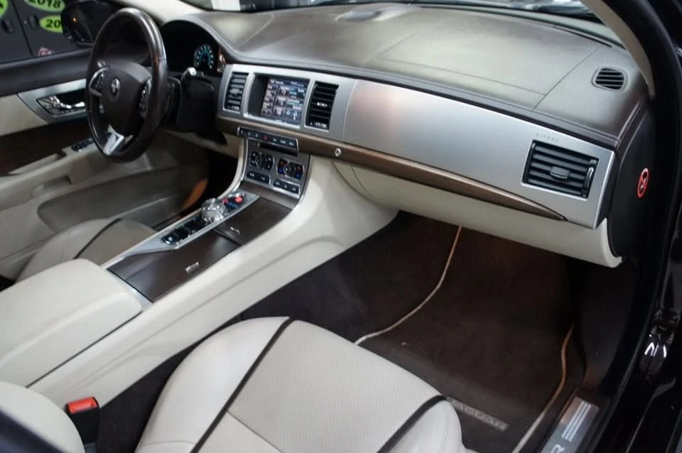 2015 Jaguar X250 XF - Image 4 of 20