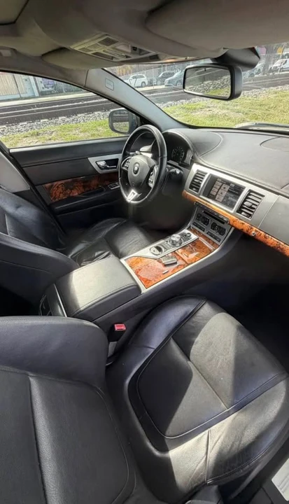 2015 Jaguar X250 XF - Image 10 of 11