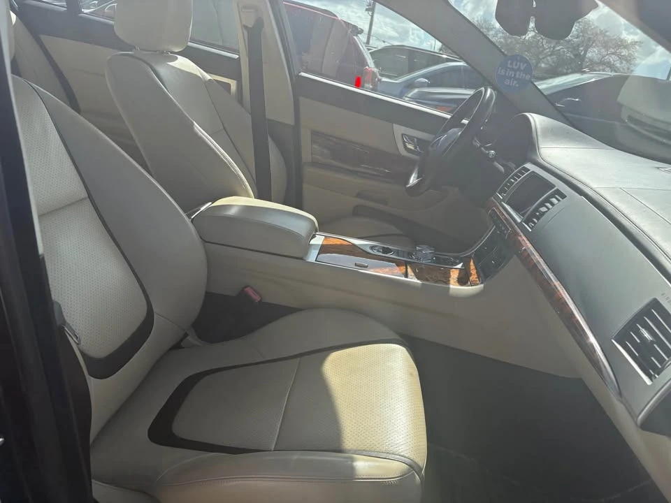 2015 Jaguar X250 XF - Image 7 of 10