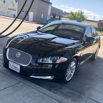 2015 Jaguar XF Prestige