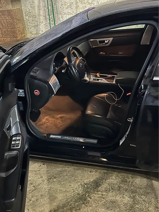 2015 Jaguar X260 XF - Image 2 of 5