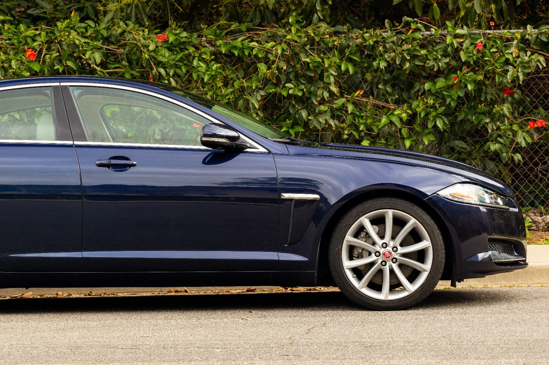 2017 Jaguar X260 XF - Image 19 of 21