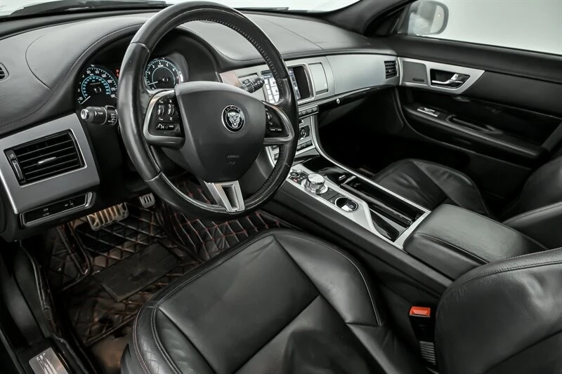 2015 Jaguar X250 XF - Image 18 of 21