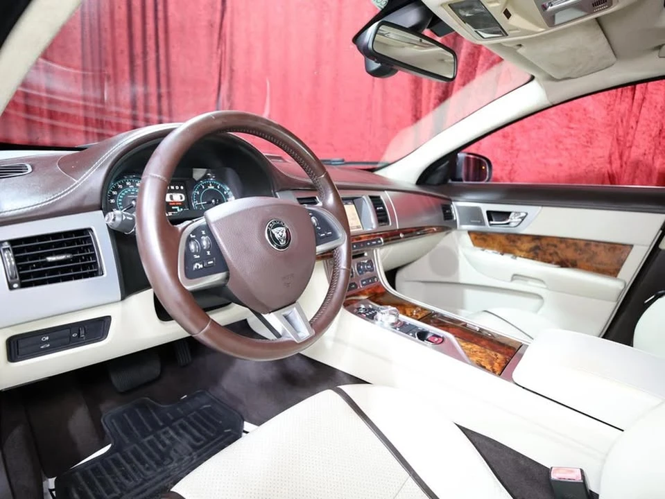 2015 Jaguar X250 XF - Image 10 of 18