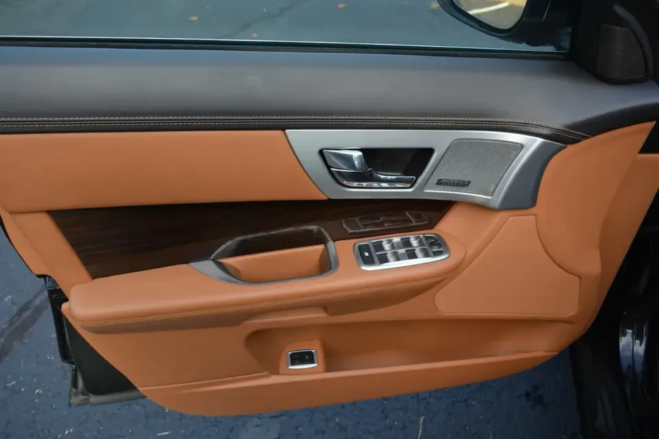 2015 Jaguar X250 XF - Image 7 of 20
