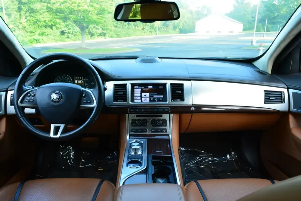 2015 Jaguar X250 XF - Image 16 of 20
