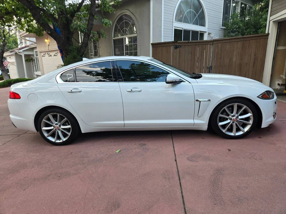 2015 Jaguar X250 XF - Image 2 of 23