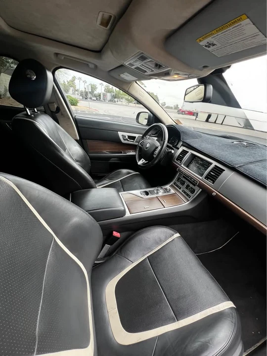 2015 Jaguar X250 XF - Image 6 of 9