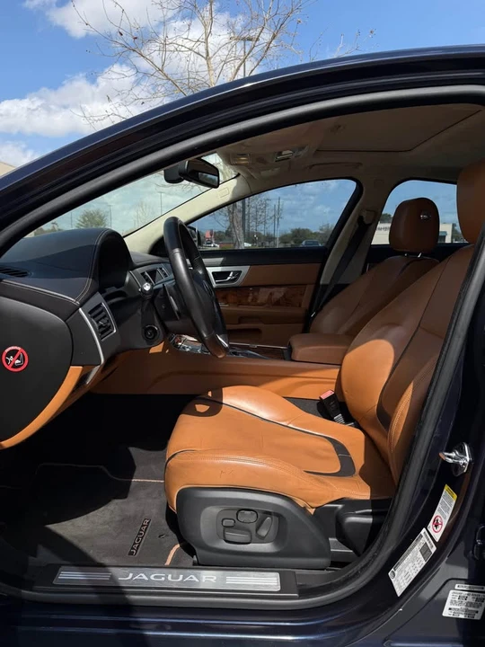 2015 Jaguar X250 XF - Image 9 of 18