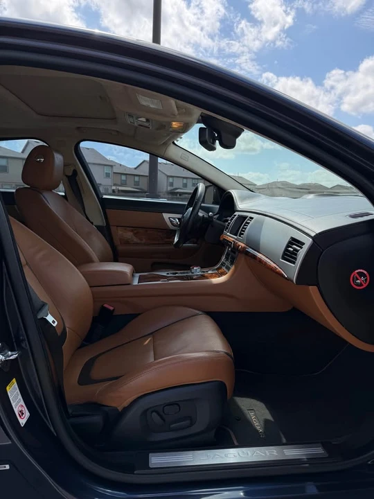 2015 Jaguar X250 XF - Image 10 of 18