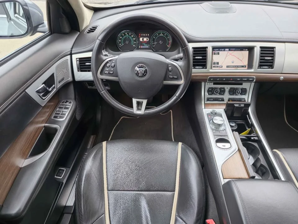 2015 Jaguar X260 XF - Image 12 of 18