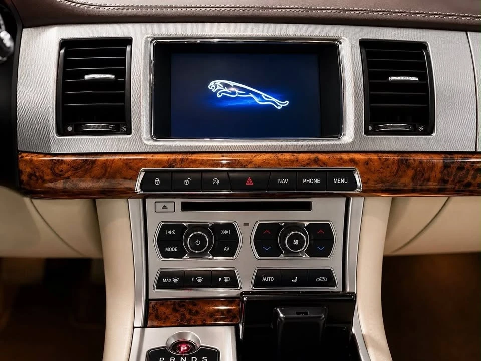 2015 Jaguar X250 XF - Image 12 of 13