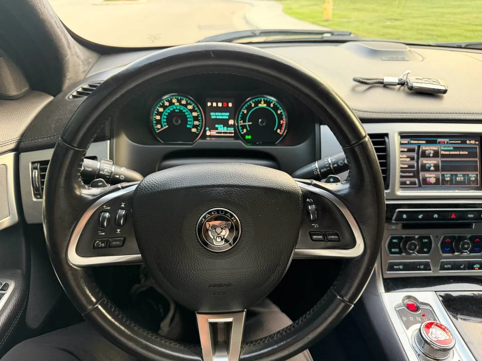 2015 Jaguar X250 XF - Image 9 of 16