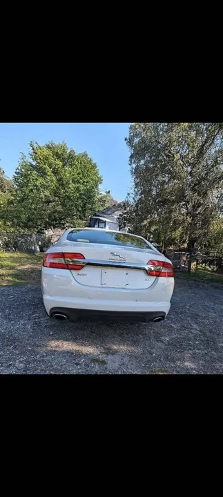 2015 Jaguar X250 XF - Image 9 of 10
