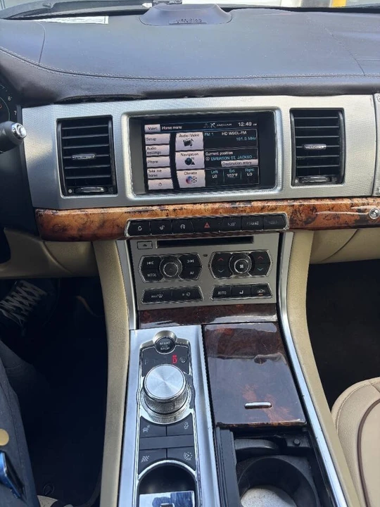 2015 Jaguar X250 XF - Image 8 of 13
