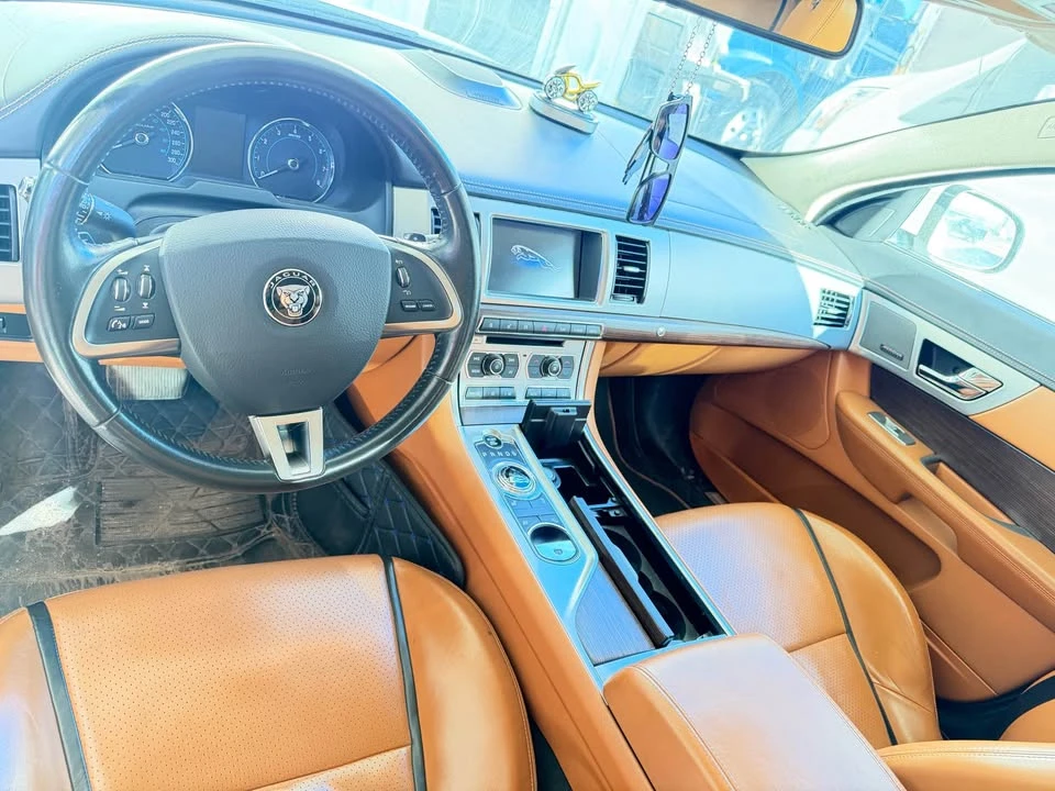 2015 Jaguar X250 XF - Image 6 of 9