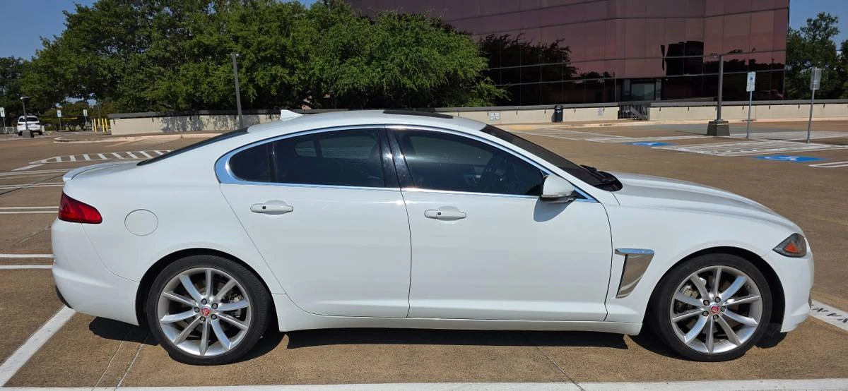 2015 Jaguar X250 XF - Image 9 of 10