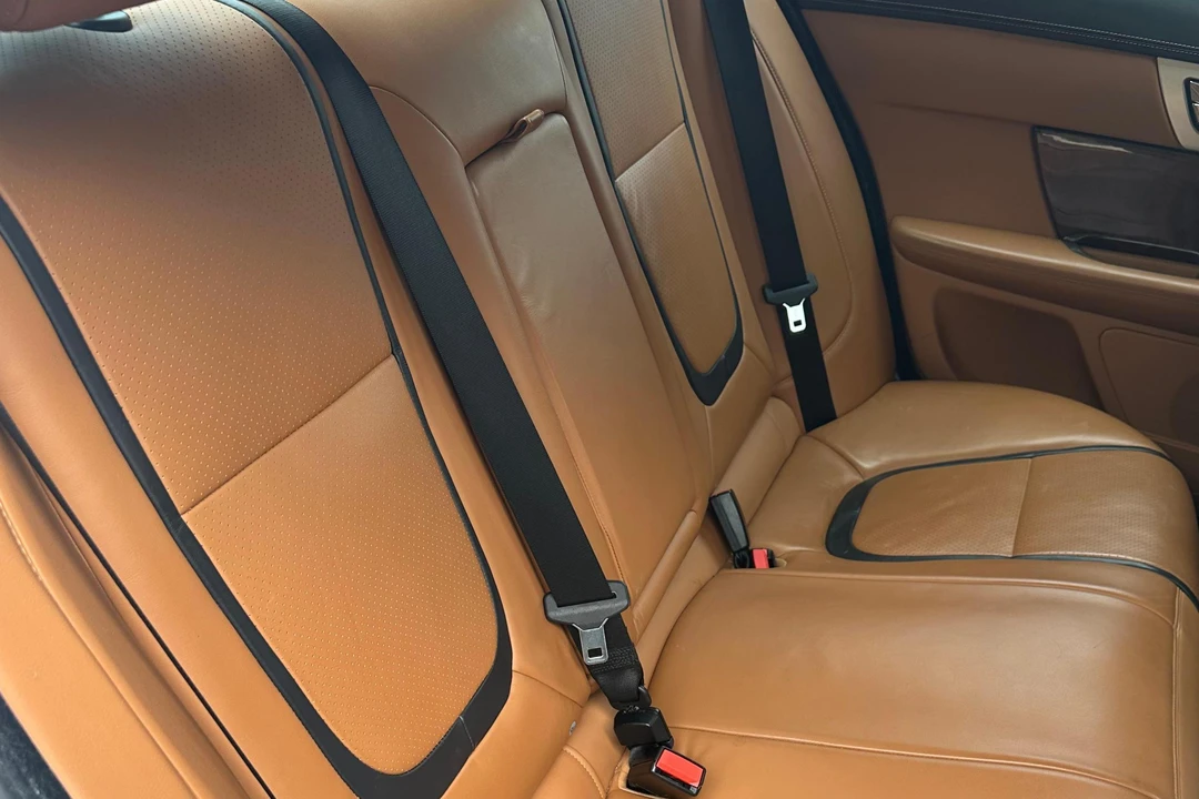 2015 Jaguar X250 XF - Image 27 of 31