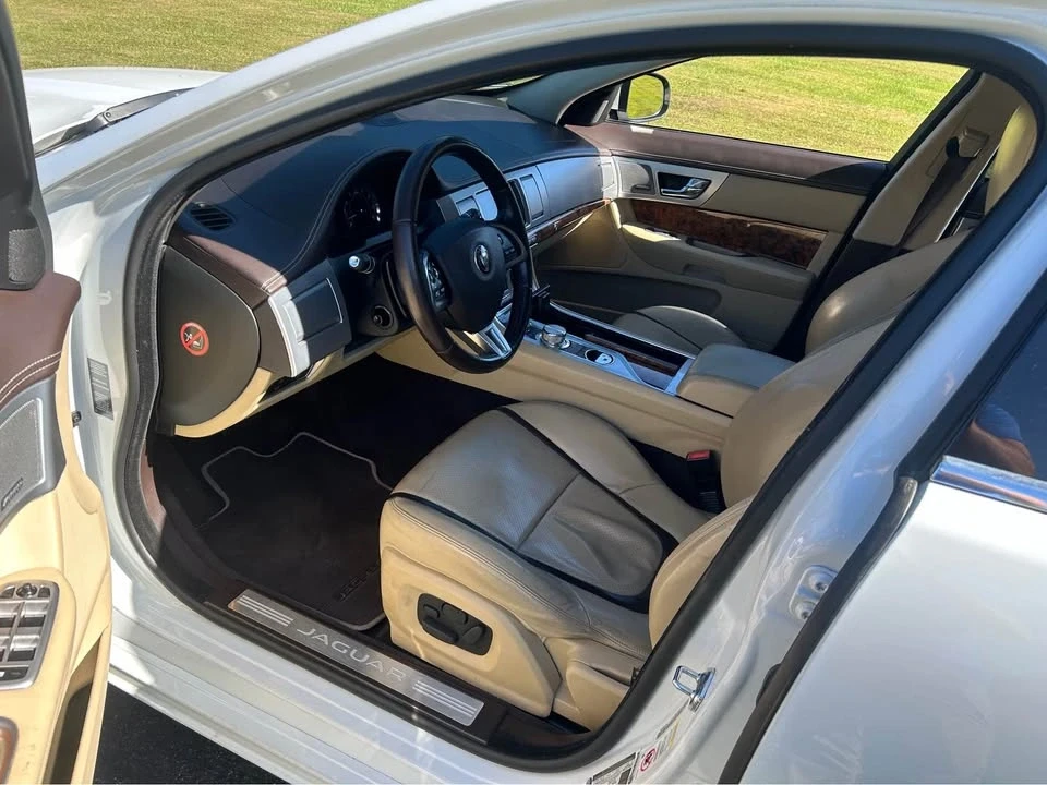 2015 Jaguar X250 XF - Image 11 of 15
