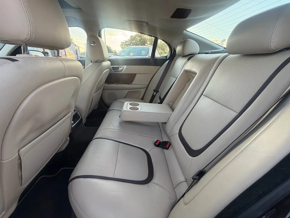 2015 Jaguar X250 XF - Image 10 of 19