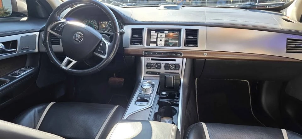 2015 Jaguar X250 XF - Image 9 of 15