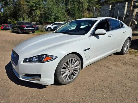 2015 Jaguar XF Premium Sedan