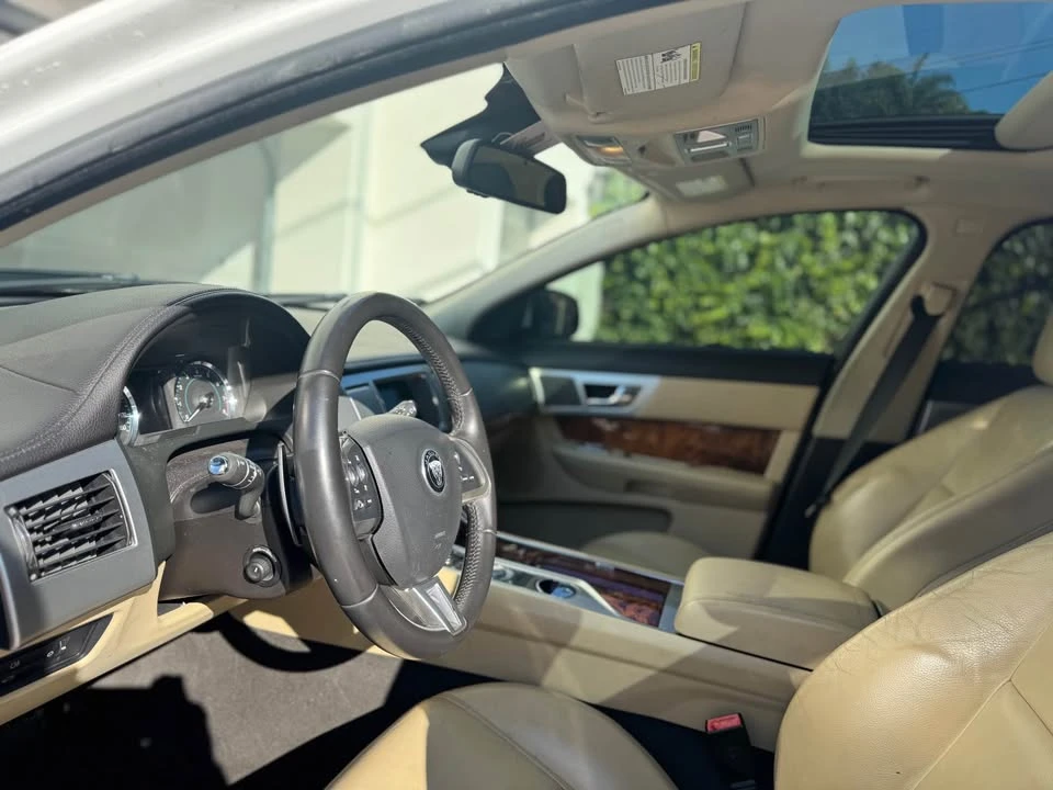 2015 Jaguar X250 XF - Image 10 of 11