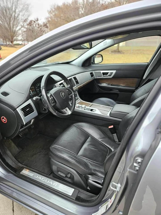 2015 Jaguar X250 XF - Image 8 of 10