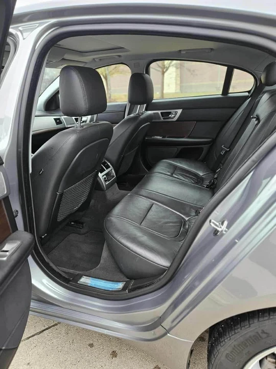 2015 Jaguar X250 XF - Image 9 of 10